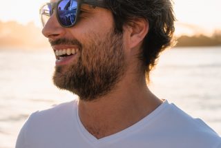 gesichtsbehaarung-gut-aussehende-informell-1680317 gesichtsbehaarung-gut-aussehende-informell-1680317